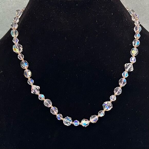 Vintage Aurora Borealis Ascending Faceted Crystal Multi Beads Necklace - Picture 4 of 5